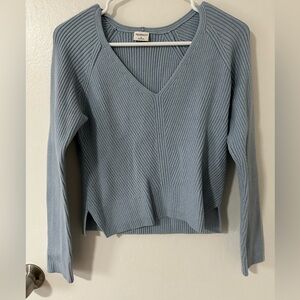✨NEW✨ Abercrombie Blue V Neck Sweater